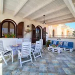Mare Salento بيت للعطل Patù